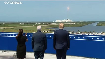 La fusée SpaceX a décollé avec deux astronautes à bord