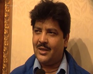 Flashback Bollywood Celebs Congratulate Lata Mangeshkar On Winning Bharat Ratna In 2001