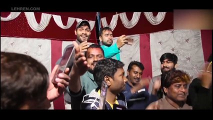 शूटिंग के बाद फ्री समय से अपनी यूनिट के साथ कुछ इस तरह समय बिताते है खेसारी लाल