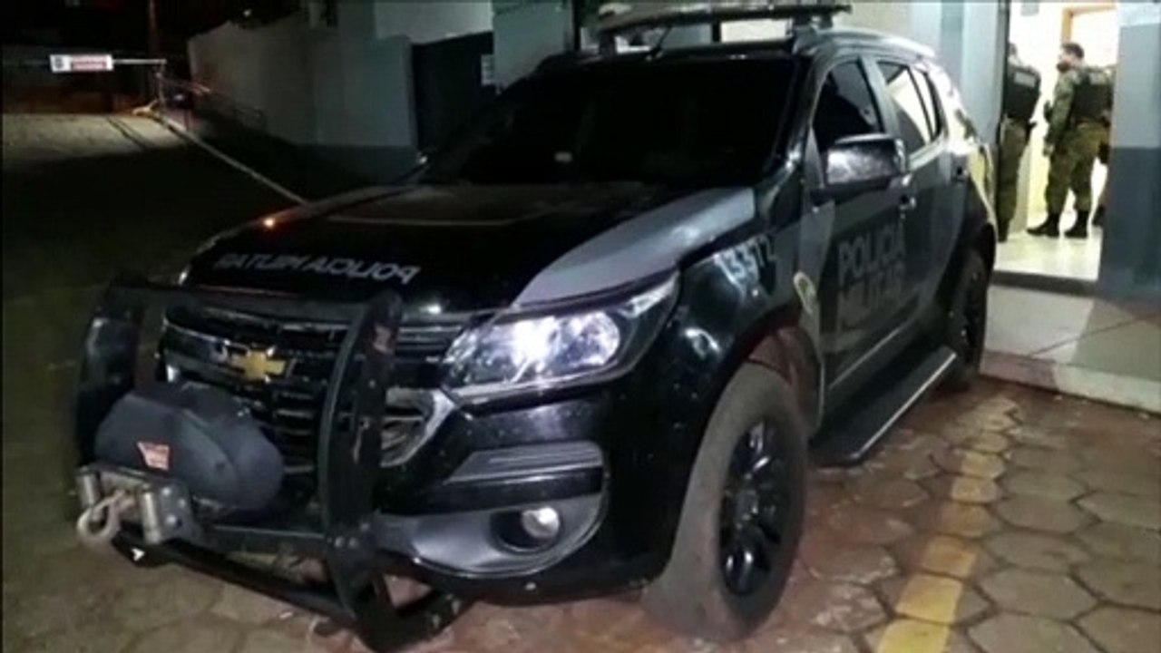 BPFron apreende 1,5 quilo de haxixe em ônibus na Avenida Tancredo Neves; mulher de 27 anos foi presa