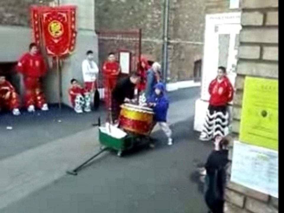 Tambour par un petit