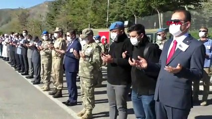 Hakkari’de şehit 2 asker, törenle memleketlerine uğurlandı