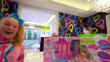 BABYSITTING YOU!!! - JoJo Siwa