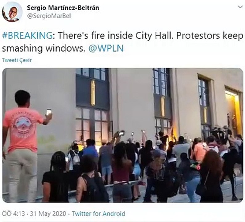 Belediyeyi Ateşe Veren Eylemciler