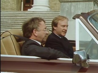 On The Up- Season 1 Ep 1 - Walking Out - 1990