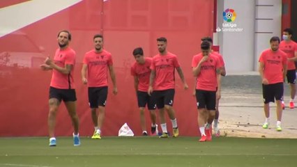 El Sevilla FC trabaja la recuperación para cerrar una nueva semana de entrenamientos