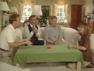 On The Up- Season 1 Ep 2 - Mum - 1990