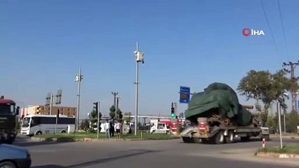 Suriye sınırına obüs ve mühimmat sevkiyatı