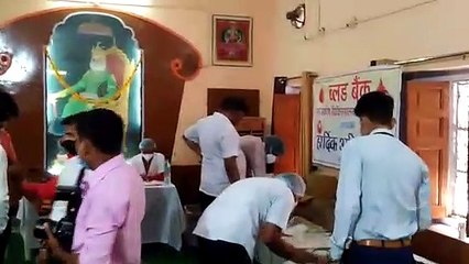 शिविर आयोजित कर संग्रहित किया 102 यूनिट रक्त