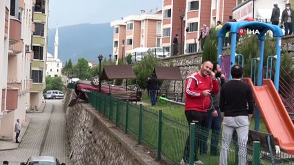 Yanlış vitese takınca site bahçesine uçtu