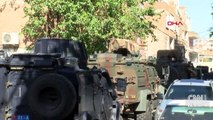 Diyarbakır'da polislere ateş açıldı: 1 şehit