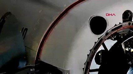 Astronotlar Crew Dragon kapsülünden Uluslararası Uzay İstasyonu'na geçti
