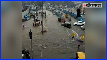 Waterlogging in Jogeshwari due to heavy rain