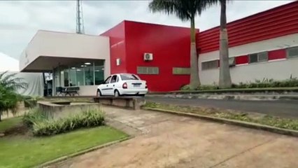 Vítima de queda na área rural é trazida a UPA Veneza