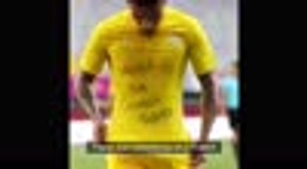 Favre unable to judge Sancho's 'Justice for George Floyd' T-shirt tribute