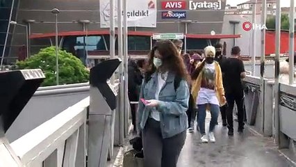 Kısıtlama sonrası trafikte yoğunluk oluştu