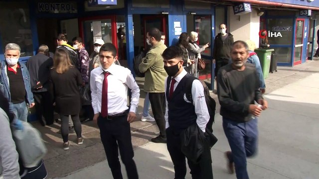 Seyahat kısıtlamasının kalkmasıyla 15 Temmuz Demokrasi Otogarı'nda yoğunluk başladı