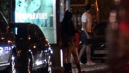 Alejandra Rubio, muy enfadada en plena calle