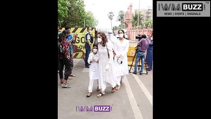 The Late Wajid Khan's wife and kids arrive for his last rites
