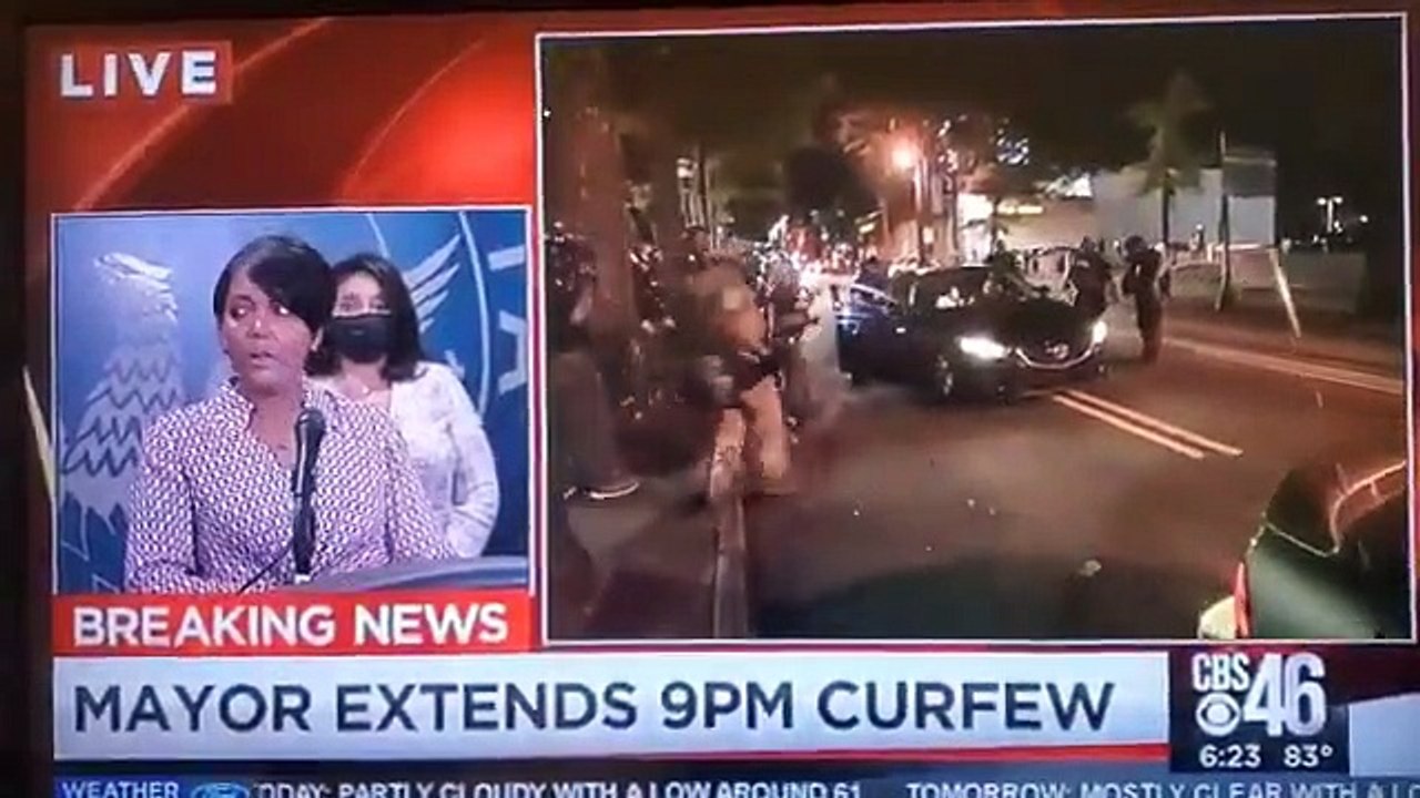 Polisin Floyd protestolarına katılan öğrencilere şiddet uyguladığı anlar