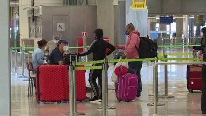 La llegada de turistas extranjeros a España cae un 100% en abril