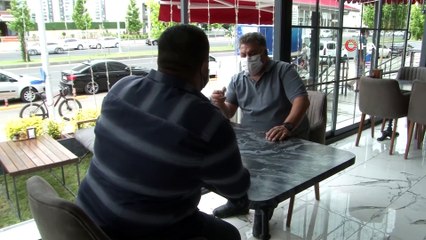 Normalleşme ile birlikte pastaneler de hijyen tedbirleri ile kapılarını araladı
