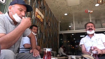 Elazığ'da Sosyal mesafeli çay vakti