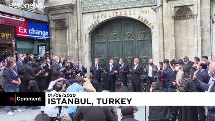 Kapalıçarşı ve Mısır Çarşısı 2 buçuk ayın ardından kapılarını yeniden açtı