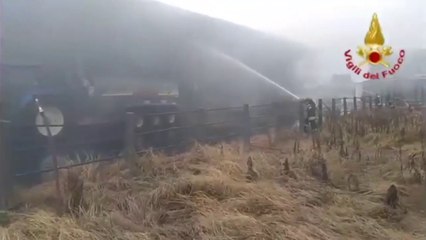 Codogno (LO) - Brucia fienile in azienda agricola (01.06.20)