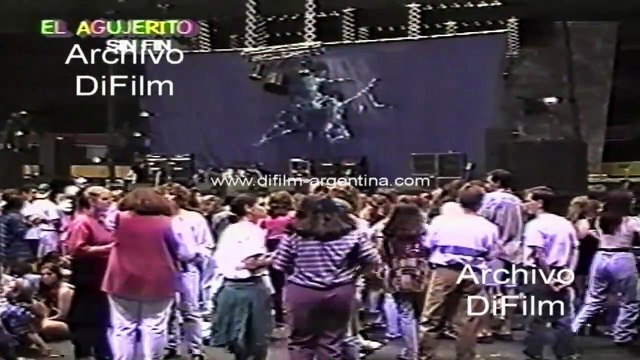 Pablo Marcovsky interviews Michael Hutchence singer of INXS 1993