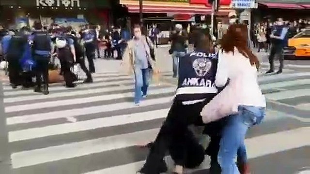 Ethem Sarısülük anmasına polis müdahalesi: Gözaltılar var