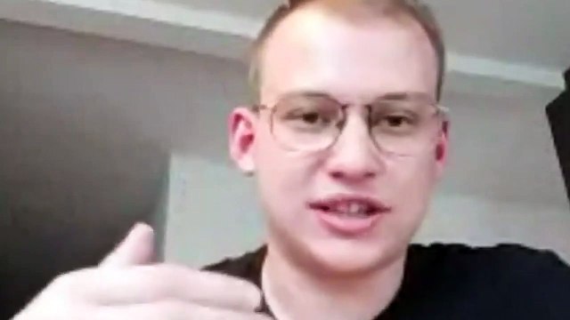 Podemos pide caricaturizar a los pijos del distrito Salamanca - Nos viene bien que protesten