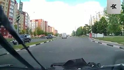 Road Car crushes and accident