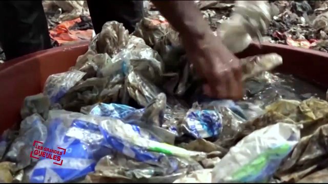 LES GRANDES GUEULES GG 1 LUN 01 06 2020