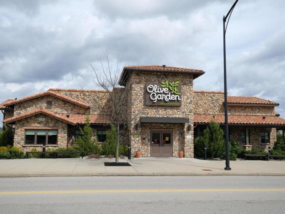 Olive Garden Now Has Its Own Line of Wine Because Dreams Come True