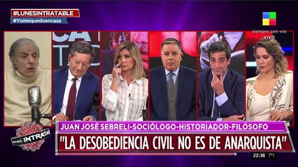 "Es una pandemia política, social y económica"