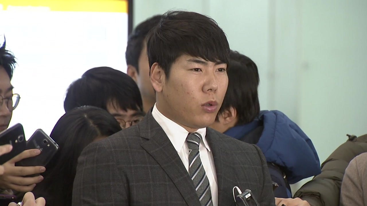 강정호, 비판 여론에 '복귀 주저'...키움은 스폰서 '눈치' / YTN