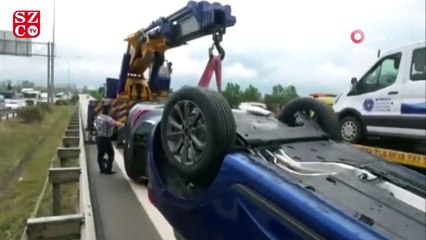 Sıfır otomobiller etrafa saçıldı