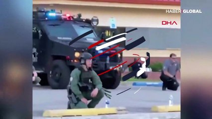 Polisler protestocular karşısında diz çöktü