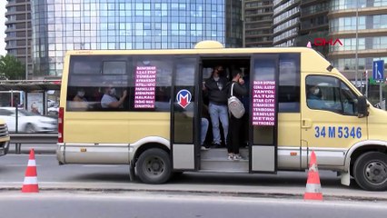 Yenibosna'da minibüs ve otobüsler ayakta yolcu aldı