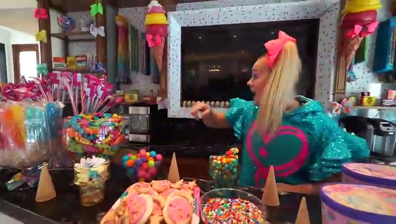 JOJO SIWA ICE CREAM SUNDAE!!! video Dailymotion