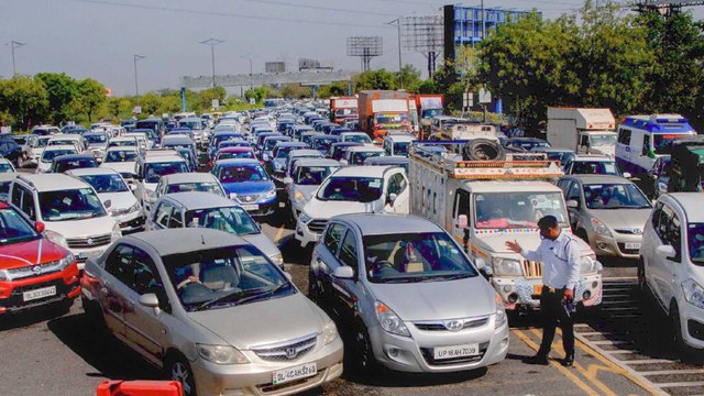 Delhi borders sealed for a week: Watch ground report