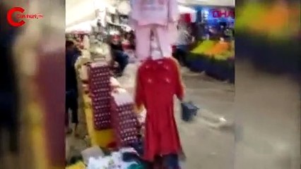 Arnavutköy'de pazar yerini sel bastı