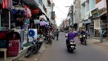 अनलॉक हुई जिंदगी, सभी दुकानें खुलने से बाजार में दिखी रौनक