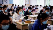بكين.. عودة طلاب المدارس الابتدائية والثانوية إلى صفوف الدراسة