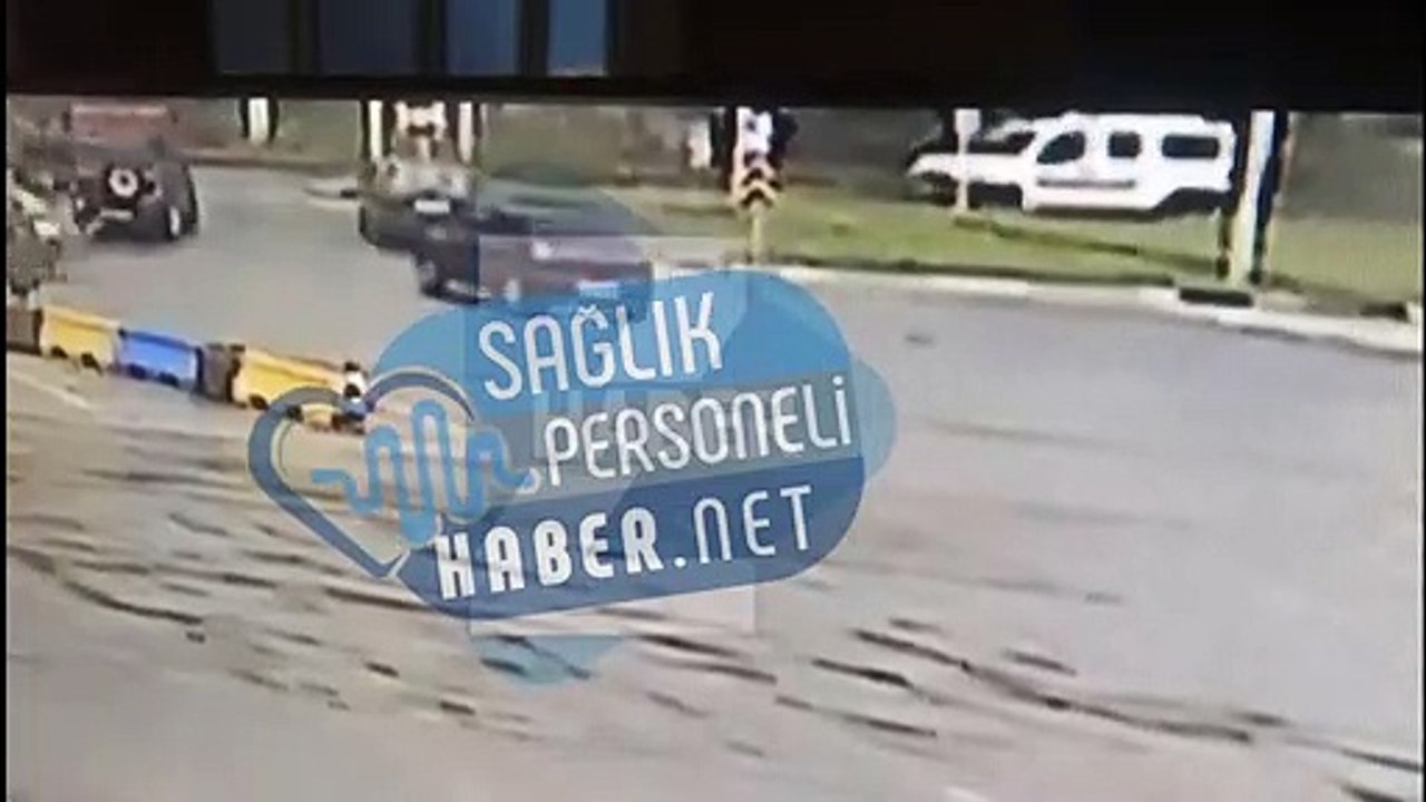 Ambulans İle Otomobil Çarpışması Sonucu: 1 Ölü, 1 Yaralı