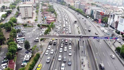 E-5’te akşam saatlerinde trafik yoğunluğu