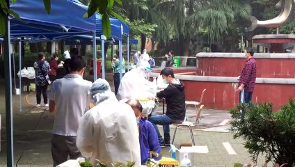 Mais testes em Wuhan