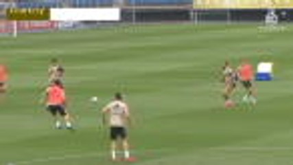 Ramos shows off with amazing skill in Real Madrid training session