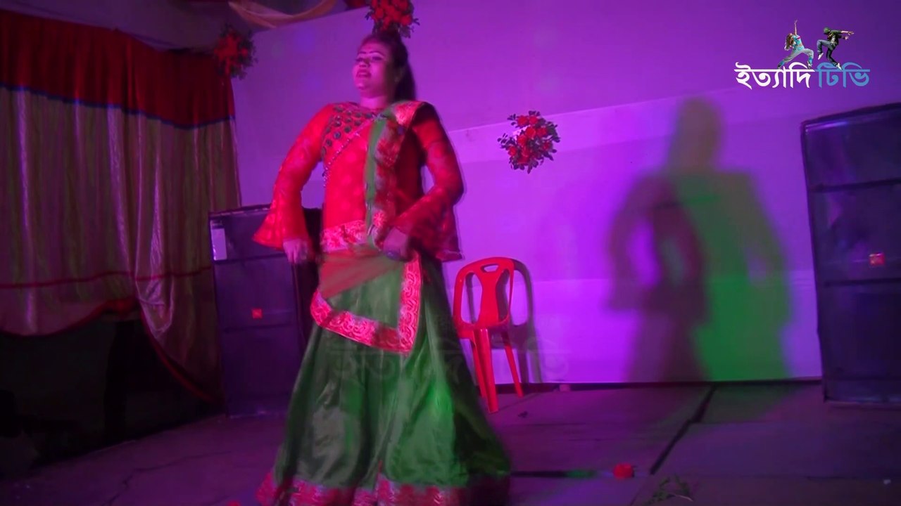 Best Wedding Dance বিয়ে বাড়ির মেহেদী অনুষ্ঠানে অসাধারণ নাচ